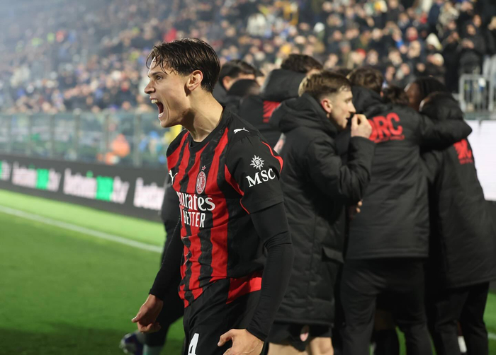 178体育直播在线观看-里奇称球队克服困难拿下关键三分|里奇·帕特里奇_新浪体育_新浪新闻